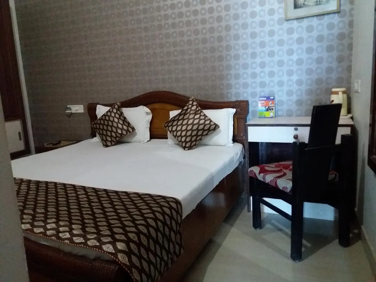 Prince Palace Varanasi 0*,  Indien